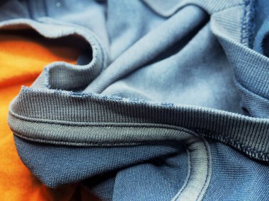 Eski ve hasarlı kirli pamuk