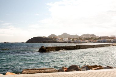 Sabahları deniz manzarası