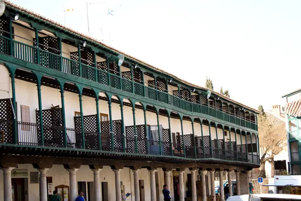 Valencia şehrinin tipik İspanyol mimarisi.