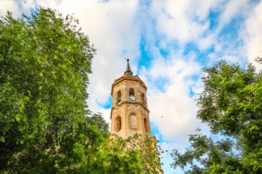 İç köydeki eski kilise.