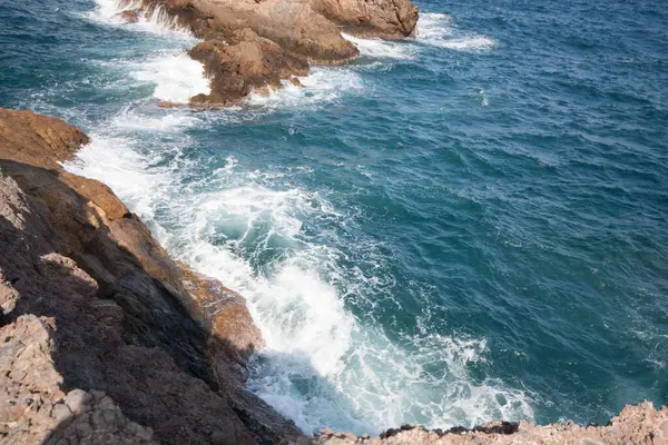 Güzel deniz kıyısı. Doğa, seyahat