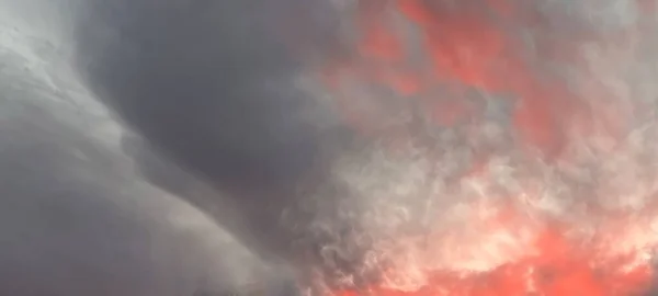 Dramatické Mraky Obloha Při Západu Slunce — Stock fotografie