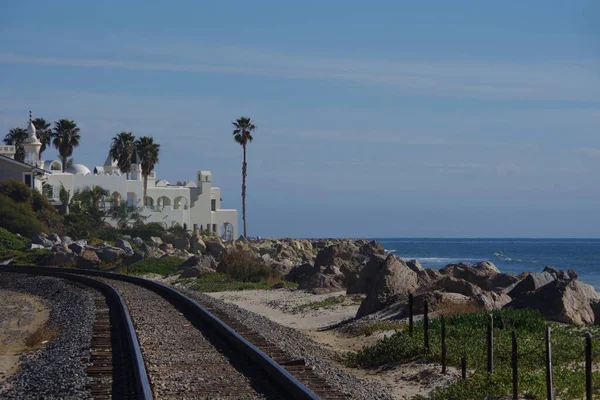 Σιδηροδρομικές Γραμμές Κατά Μήκος Της Νότιας Ακτής Της Καλιφόρνια — Φωτογραφία Αρχείου