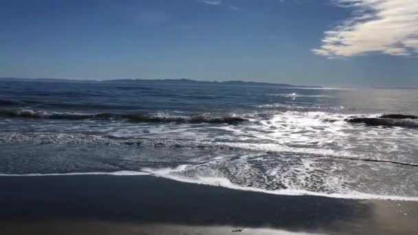 Pacific Ocean Waves Video Plaży Santa Barbara Kalifornia — Wideo stockowe