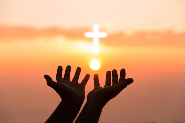 Sziluett Női Kéz Imádkozó Spiritualitás Vallás Női Istentisztelet Istennek Kereszténység — Stock Fotó