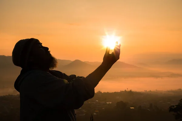 Вера Христианской Концепции Духовная Молитва Руки Солнце Размытым Красивым Восходом — стоковое фото