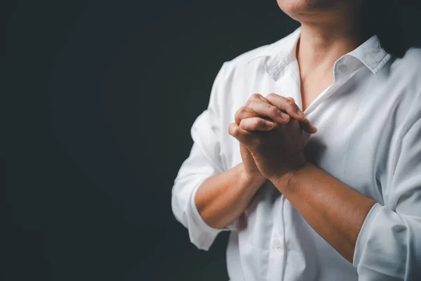Hristiyan Katolik Hayatı Tanrı Dua Etmek Gibi Kadınlar Daha Iyi — Stok fotoğraf