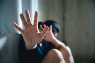 Kadınlara Karşı Şiddeti Durdurun, Uluslararası Kadın Günü, Kadınlara Karşı Şiddeti Yok Etme Günü 25 Kasım. Kadınlara Cinsel Tacizi Durdur.