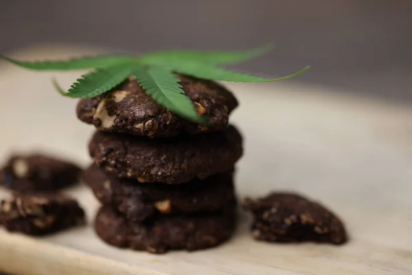 Cannabis Marijuana Cookies Delicious Homemade Cookies Cbd Leaf Garnish Medicinal — Stock Photo, Image