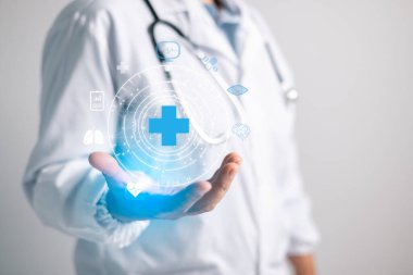Sağlık hizmeti yönetimi kavramı, iş geçmişinde sağlığın iyileştirilmesine odaklı sigorta ve hastalıkların önlenmesini sembolize eden el yazısı ile temsil edilmektedir. hastalık, sağlık hizmetleri, ikon, sigorta