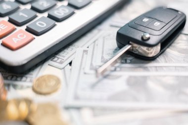 Finans bankası vergisi, muhasebe, bütçe, iş giderleri analizi için işadamı, araç tasarrufu, finansal hesaplama, muhasebe, hesap makinesini kapat, çizelge çizelgesi, ofis masası.