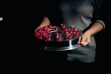 Hristiyanların elleri, Katolik kilisesinde kutsal İncil 'e ruhani inançla dua eder, dua eder, dua eder, dua eder, dua eder, dua eder, dua eder, dua eder, dua eder, dua eder, dua eder..