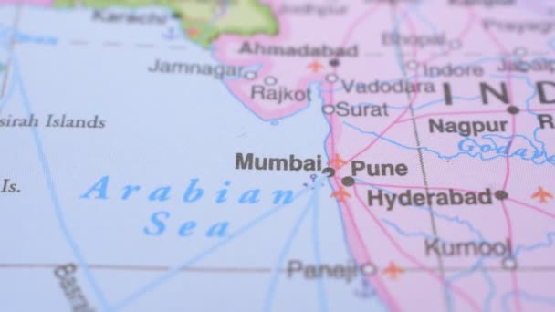 Conceito Viagem Push Pin Apontando Mapa Político Localização Mumbai — Vídeo de Stock