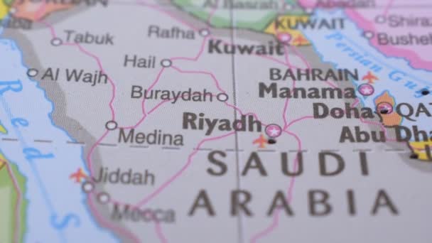 Ubicazione Riyadh Sulla Mappa Politica Concetto Viaggio Macro Vista Vicino — Video Stock