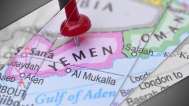 Dünya Haritası Stok Videosunda Yemen Pin Pointing Coğrafi Alanının Zarif Kaydırma Animasyonu