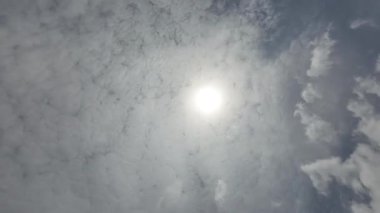 Kara Fırtına Bulutları İzleyici Zamanlamasında Hızlanıyor