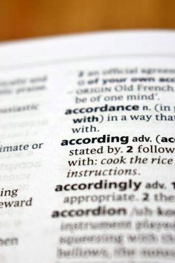 İngilizce Sözlük Sayfasını Tanımlama Kelimesi ile Kapat - Resme Göre 