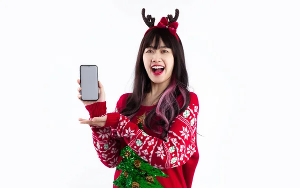 Feliz Natal Mulher Asiática Natal Tema Traje Segurando Mostrando Smartphone — Fotografia de Stock
