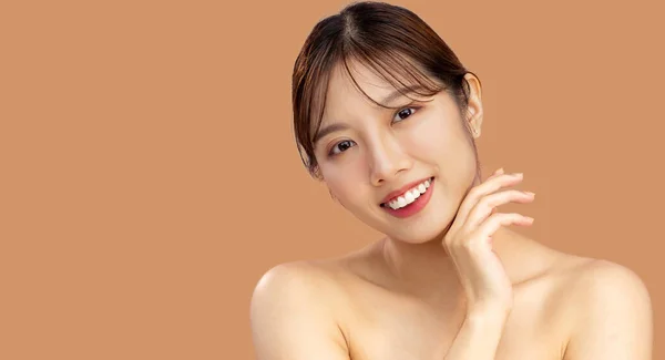 Jovem Mulher Bonita Asiática Com Aparência Limpa Pele Fresca Menina — Fotografia de Stock