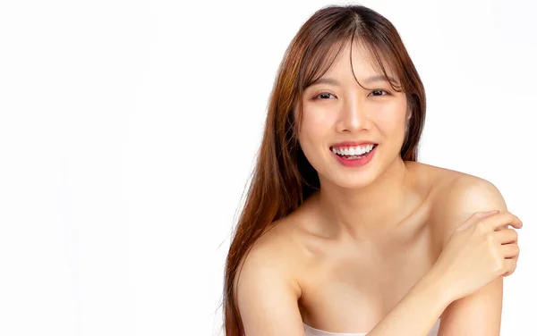 Asiatische Schöne Mädchen Sauberes Gesicht Frische Haut Auf Weißem Hintergrund — Stockfoto
