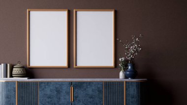 Modern bir iç mekan. İçinde şık bir dolap, dekoratif vazolar ve zengin kahverengi bir duvara karşı boş çerçeveler var..