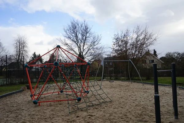Gyermeksport Játszótér Ulmen Spielplatz Berlini Szabadidőközpontban 12621 Berlin Németország — Stock Fotó