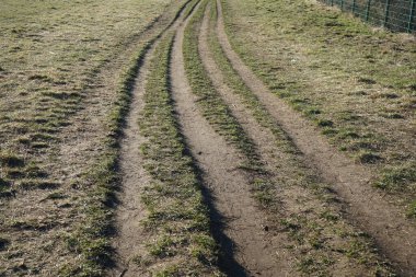 Berlinliler 'in dinlenme alanındaki güzel Mart manzarası. Marzahn-Hellersdorf, Berlin, Almanya