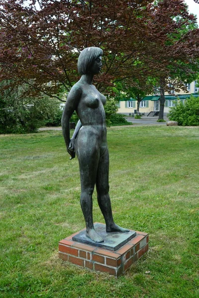 Estatua Una Mujer Desnuda 12555 Berlín Alemania — Foto de Stock