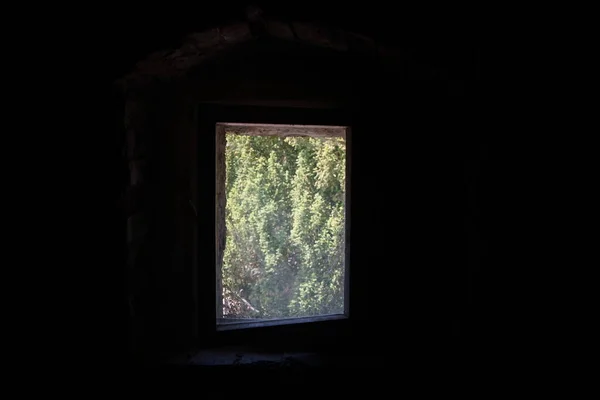 Stare Okno Pomieszczeniu Obok Pieców Komorowych Spalania Wapna Rudersdorf Bei — Zdjęcie stockowe