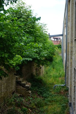 Tarihsel yapılar Spandau Kalesi 'nde yer almaktadır. Spandau Hisarı (Almanca: Zitadelle Spandau, Almanca: Zitadelle Spandau), Almanya 'nın başkenti Berlin' de bir kale.. 
