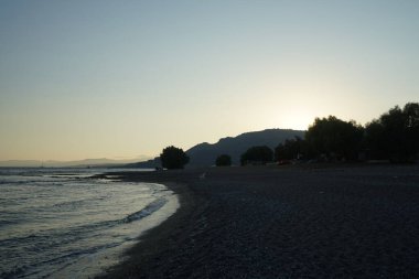 Lardos 'taki Rodos adasının Akdeniz kıyılarının güzel manzarası. Rodos, Yunanistan 'ın Dodecanese adalarının en büyüğüdür. Lardos, Rodos Adası, Yunanistan               