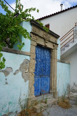 Antik Lardos Köyü 'nde mimarlık ve orijinal yaşam biçimi. Lardos, Yunanistan 'ın Güney Ege bölgesinin Rodos adasının doğu kesiminde bir Yunan köyüdür.