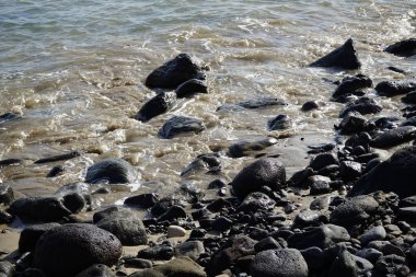 Matas de Matas Blancas plajında Matas Körfezi 'ndeki Atlantik Okyanusu kıyısında sonbaharda manzara. Costa Calma, Fuerteventura, Las Palmas, Kanarya Adaları, İspanya. 