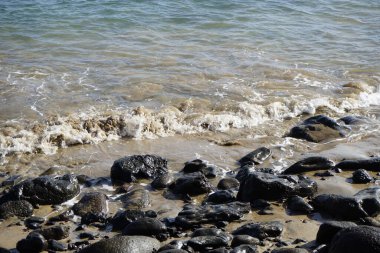 Matas de Matas Blancas plajında Matas Körfezi 'ndeki Atlantik Okyanusu kıyısında sonbaharda manzara. Costa Calma, Fuerteventura, Las Palmas, Kanarya Adaları, İspanya. 