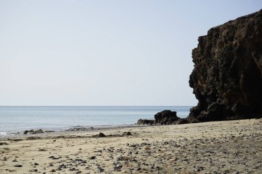 Matas de Matas Blancas plajından Matas Bay 'deki Atlantik Okyanusu manzarası. Costa Calma, Fuerteventura, Las Palmas, Kanarya Adaları, İspanya.