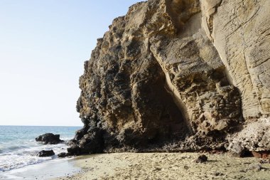 Matas de Matas Blancas plajından Matas Bay 'deki Atlantik Okyanusu manzarası. Costa Calma, Fuerteventura, Las Palmas, Kanarya Adaları, İspanya.