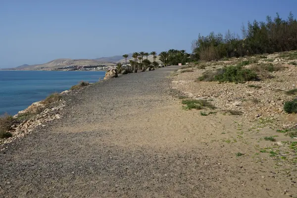 Sonbaharda Costa Calma 'daki Atlantik Okyanusu manzarası. Costa Calma, Kanarya 'nın Fuerteventura adasında bir tatil beldesi. Las Palmas, Kanarya Adaları, İspanya. 