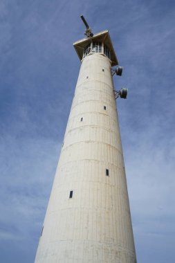 Morro Jable deniz feneri, Faro de Morro Jable, Morro Jable, Fuerteventura, Las Palmas, Kanarya Adaları, İspanya 'daki Hudal Saladar de Jandia tuz bozkırında yer almaktadır..                   