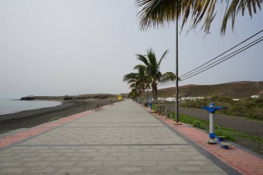 Ekim ayında Atlantik Okyanusu ve Playa de Tarajalejo plajı manzarası. Tarajalejo, Tuineje, Fuerteventura, Las Palmas, Kanarya Adaları, İspanya.