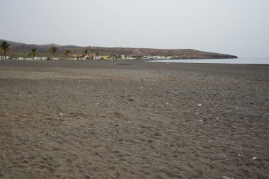 Ekim ayında Atlantik Okyanusu ve Playa de Tarajalejo plajı manzarası. Tarajalejo, Tuineje, Fuerteventura, Las Palmas, Kanarya Adaları, İspanya.