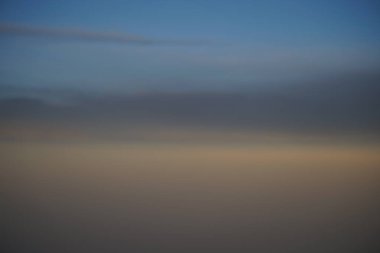 Gökyüzü ve Birleşik Arap Emirlikleri 'nin havadan görünüşü.