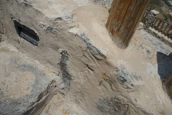 Nisan ayında eski köy Najd Al Miqsar 'daki binaların manzarası. Najd Al Miqsar, Khor Fakkan 'ın batısında, BAE' nin başkenti Sharjah 'ta terk edilmiş tarihi bir yerleşim yeridir.. 