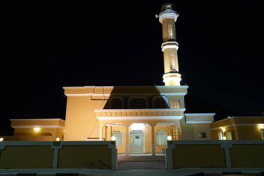 Abdullah Bin Nasser Camii Khor Fakkan 'da yer almaktadır. Bir cami, bir mescit Müslümanlar için bir ibadettir. Şeriat, Birleşik Arap Emirlikleri. 
