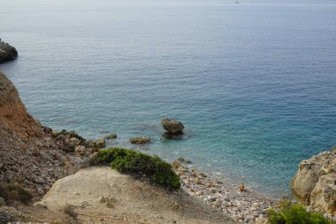 Eylül ayında İspanya 'nın Balearic Adaları, Palma de Mallorca kentinde bulunan Akdeniz kıyılarının manzarası.                                