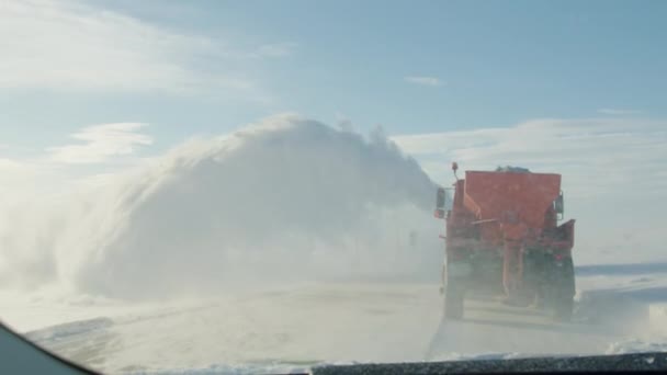 Despejando Ruta Con Camiones Nieve Especiales Maquinaria Remoción Nieve — Vídeos de Stock