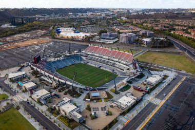10 Kasım 2022, San Diego, Kaliforniya. Mission Valley 'deki yeni Snapdragon futbol stadyumu, geniş panoramik çekim.