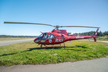 4 Nisan 2024: Cal-Ore Yaşam Uçuşu Tıbbi Kurtarma Helikopteri, Hilal Şehri, Kaliforniya.