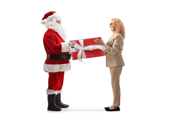 Full Length Profile Shot Santa Claus Giving Present Woman Isolated — Stock Photo, Image