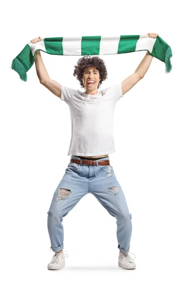 Szczęśliwy Młody Człowiek Wiwatujący Zielonym Białym Szalikiem Odizolowanym Białym Tle — Zdjęcie stockowe