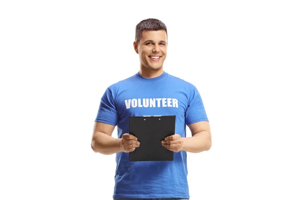 Hombre Voluntario Sosteniendo Portapapeles Sonriendo Aislado Sobre Fondo Blanco —  Fotos de Stock